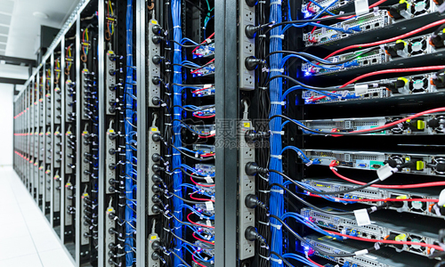 <b>48V蜜桃网站入口机架式UPS电源在通信机房的优势之处</b>