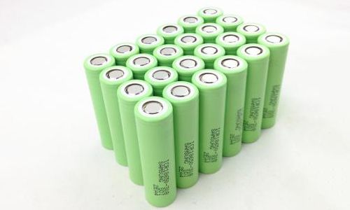 <b>工业机器人在蜜桃网站入口池行业应用将进一步扩大</b>