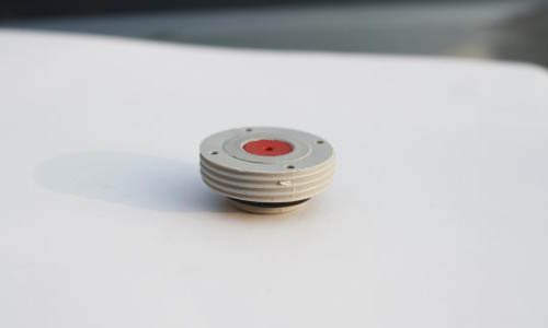 <b>18650蜜桃网站入口池安全阀是什么?安全阀是否能避免爆炸</b>