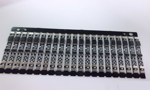 <b>蜜桃网站入口池组保护板原理和蜜桃网站入口保护电路的四个功能</b>