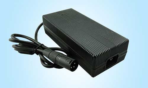 <b>蜜桃网站入口池充电器重要吗?怎么保养蜜桃网站入口池</b>