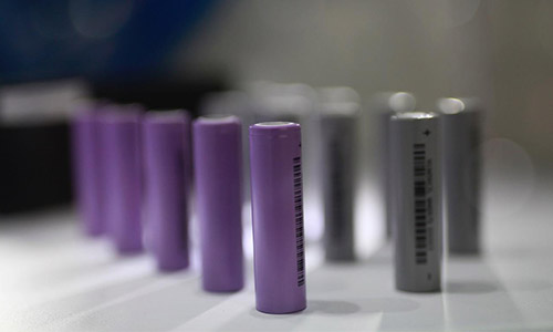 <b>蜜桃网站入口池厂家浅谈高镍三元蜜桃网站入口池正极材料的技术</b>