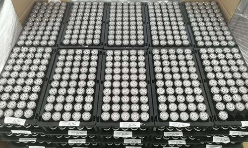 <b>磷酸铁蜜桃网站入口池具备成本优势,2019年铁蜜桃网站入口池市场复苏</b>