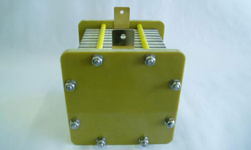 <b>储能蜜桃网站入口池厂家的＂继任者＂钒电池应用优点有哪些</b>