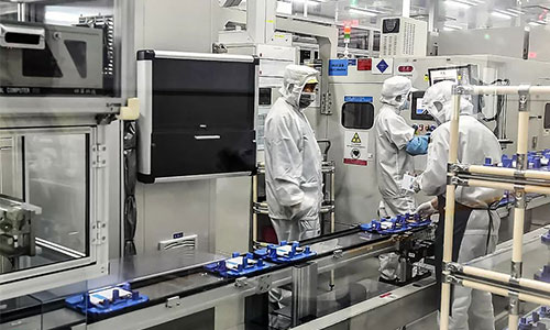 <b>蜜桃网站入口产业的上游、中游和下游行业发展分析</b>