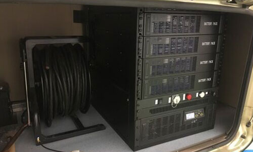 <b>车载式蜜桃网站入口池UPS电源解决方案在5G通讯车上的应用</b>