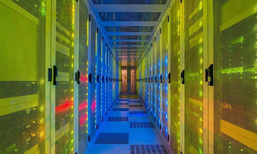 <b>磷酸铁蜜桃网站入口池UPS将成为数据中心储能先锋力量</b>